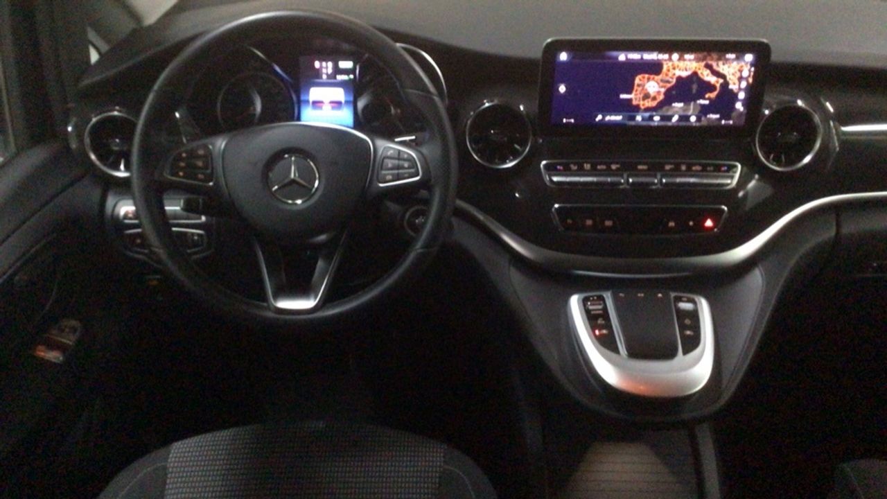 mercedes-eqv-eqv-300-largo-imagen-8