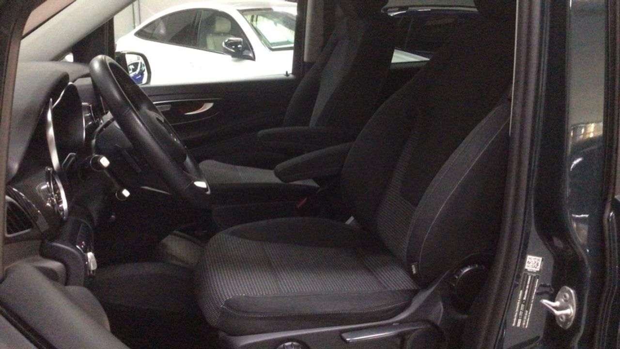 mercedes-eqv-eqv-300-largo-imagen-6