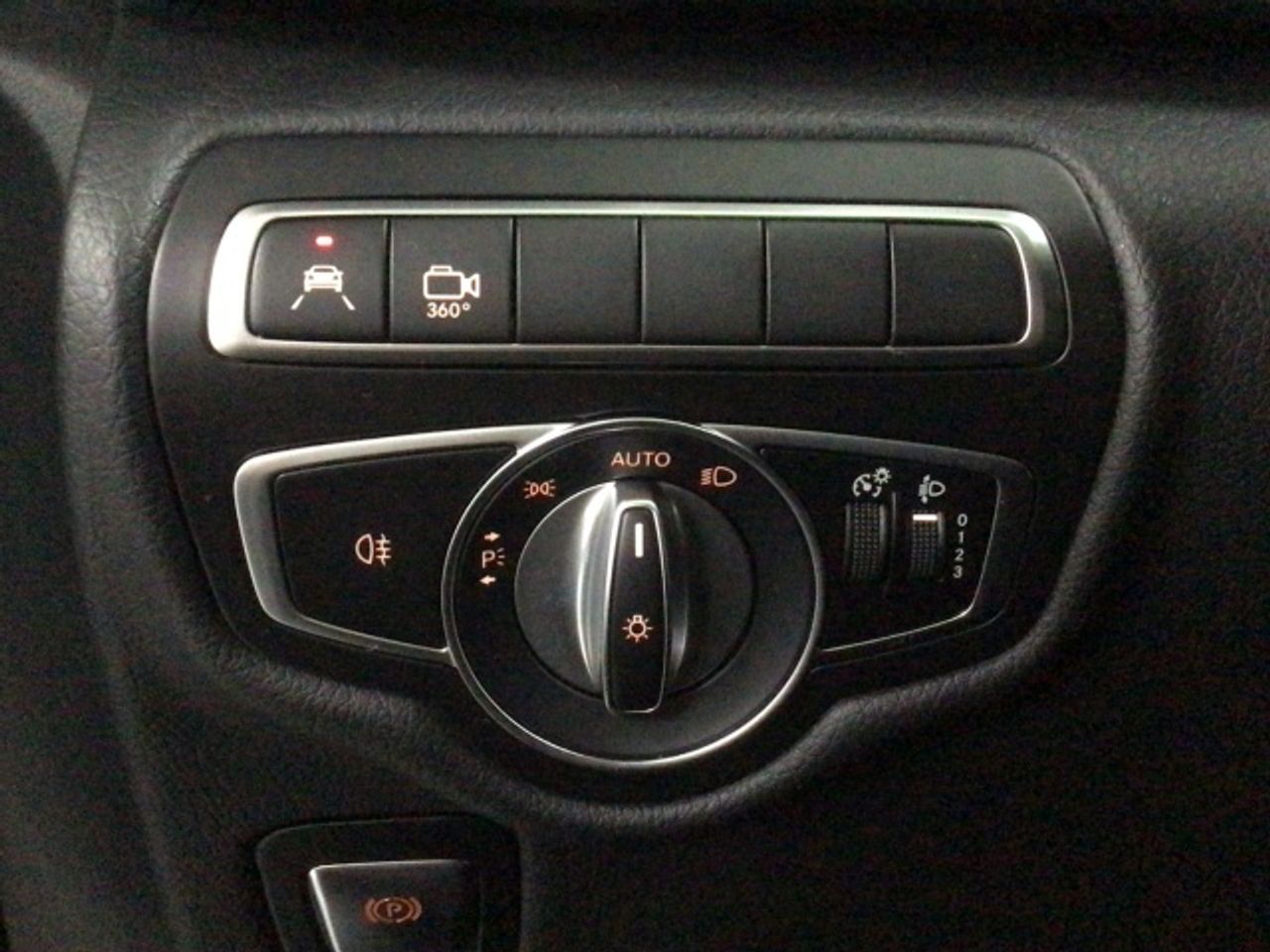 mercedes-eqv-eqv-300-largo-imagen-21