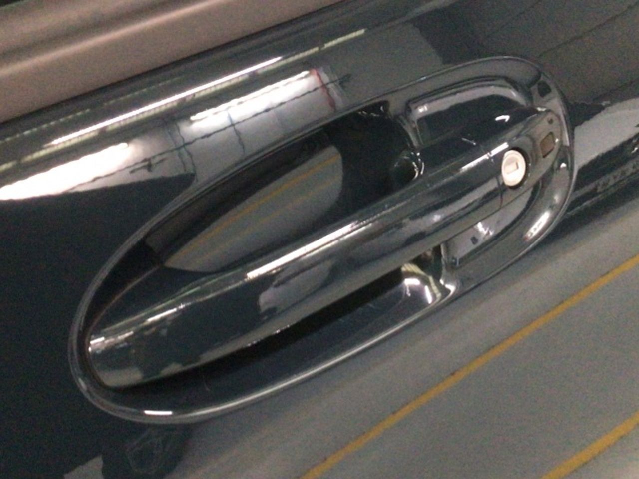 mercedes-eqv-eqv-300-largo-imagen-15