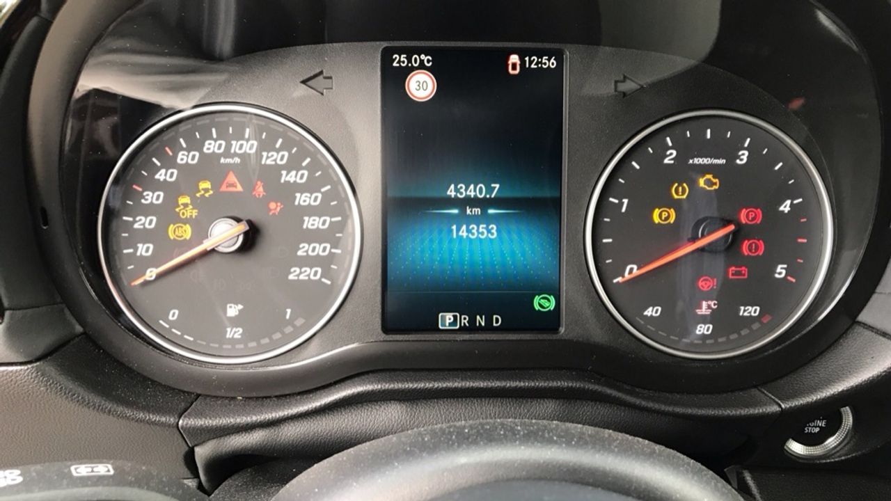 mercedes-clase-t-180-d-imagen-10