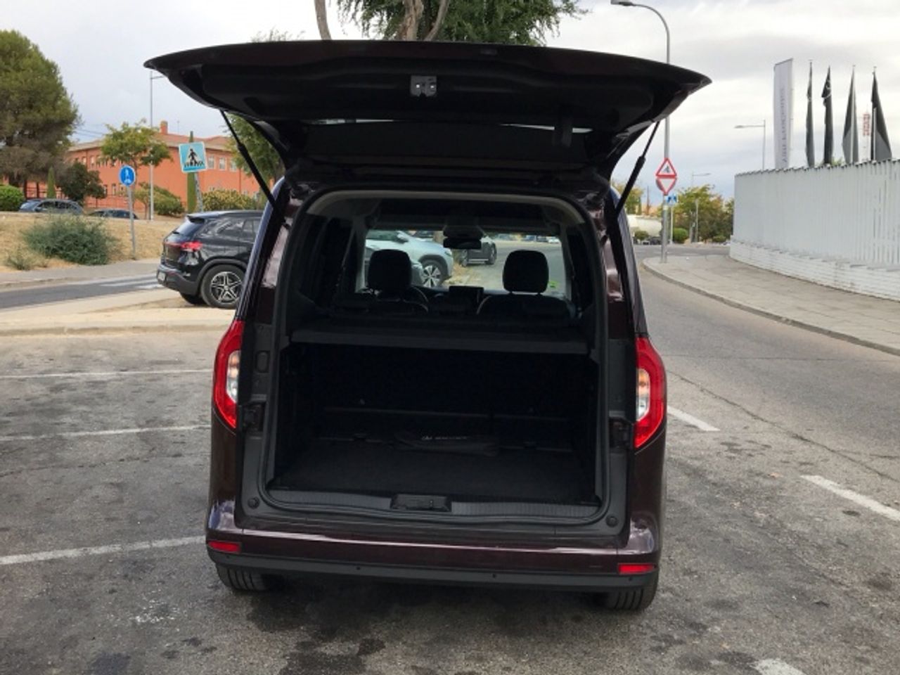 mercedes-clase-t-180-d-imagen-14