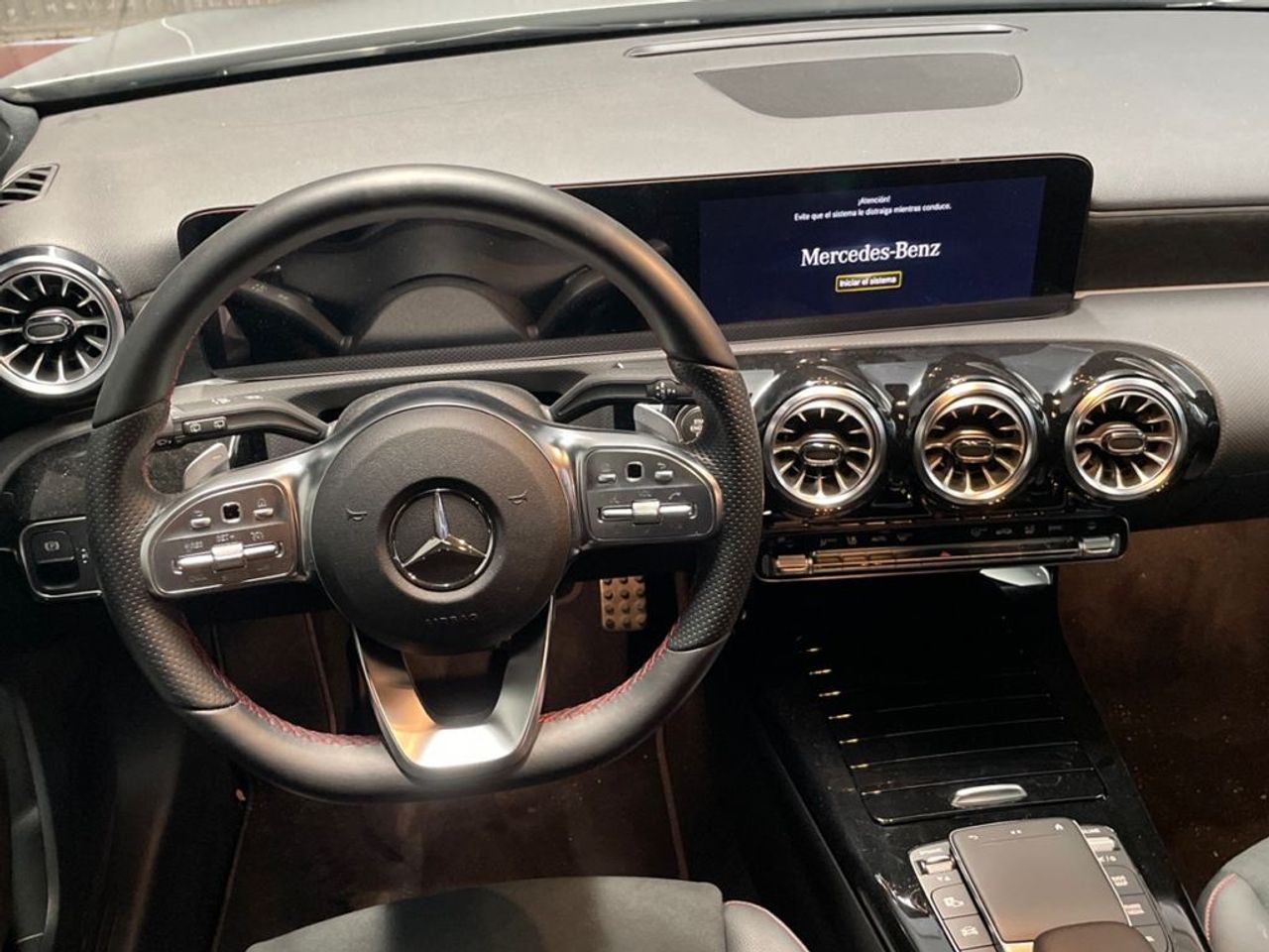 mercedes-clase-a-a-180-d-imagen-7