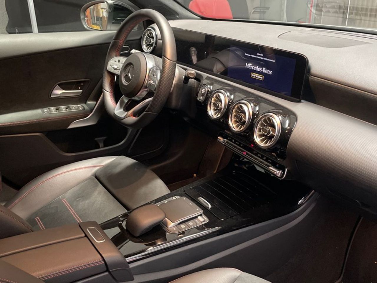 mercedes-clase-a-a-180-d-imagen-9