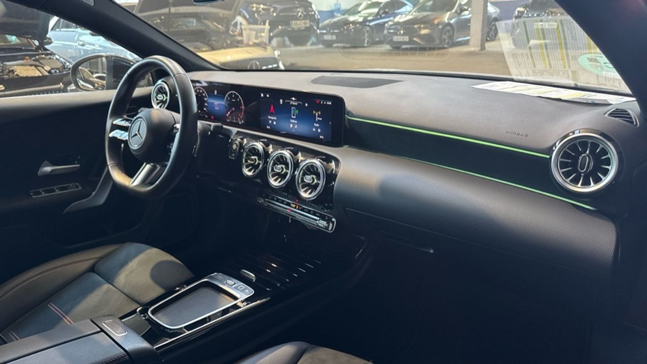 mercedes-clase-a-a-180-d-imagen-9