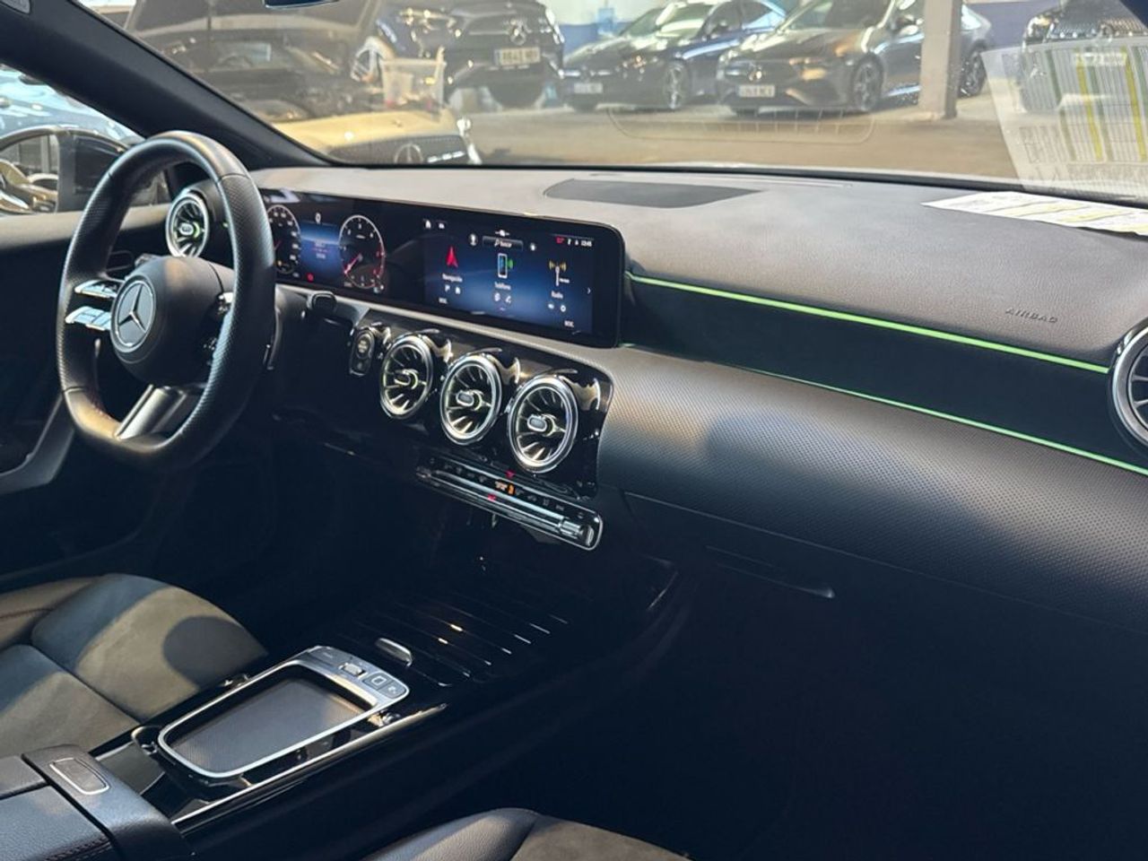 mercedes-clase-a-a-180-d-imagen-9