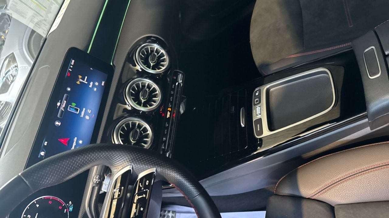 mercedes-clase-a-a-180-d-imagen-20
