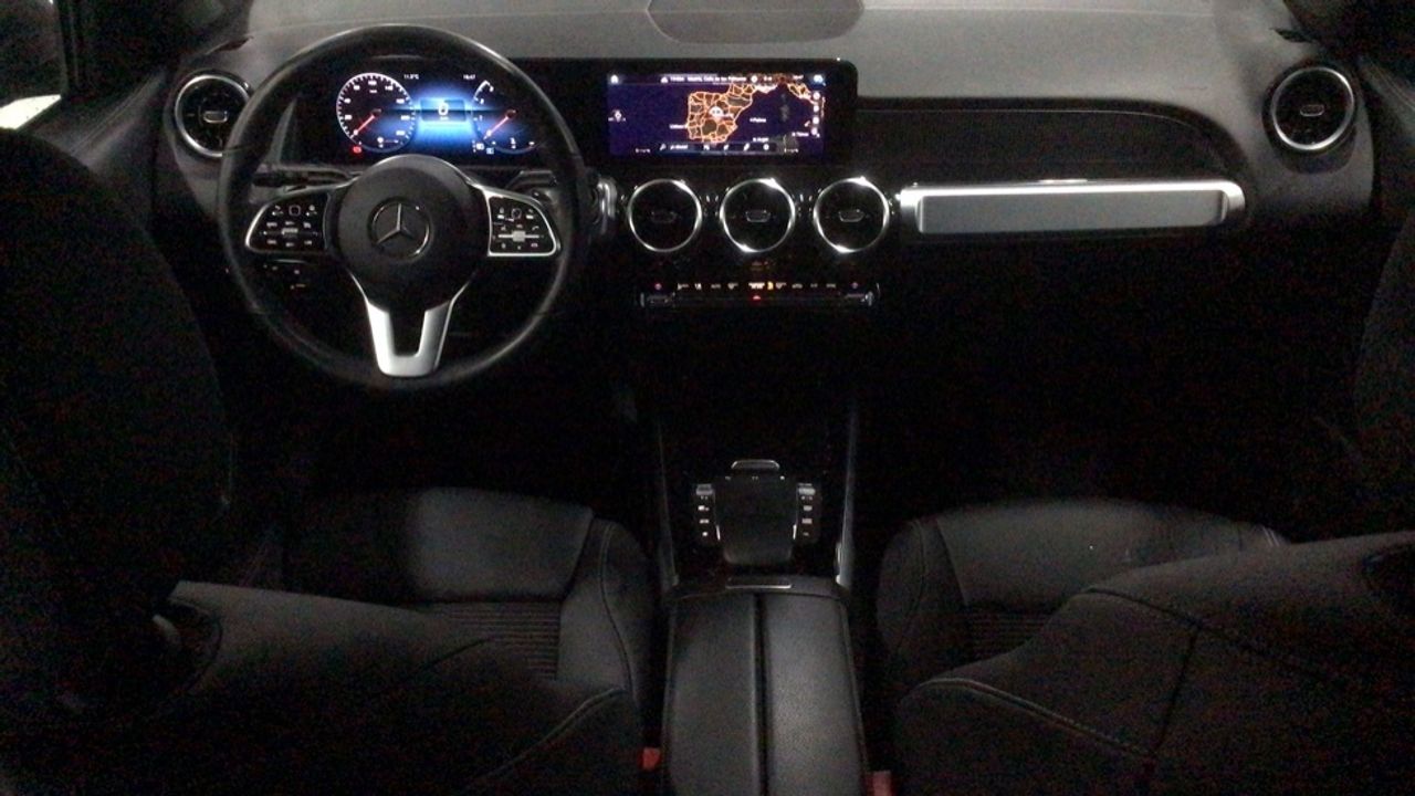 mercedes-glb-glb-180-imagen-7