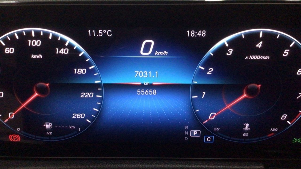 mercedes-glb-glb-180-imagen-22