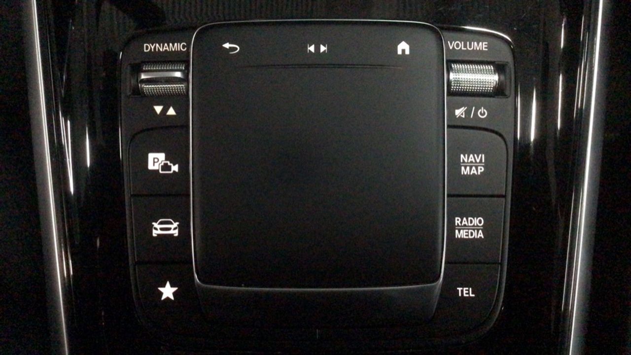 mercedes-glb-glb-180-imagen-18