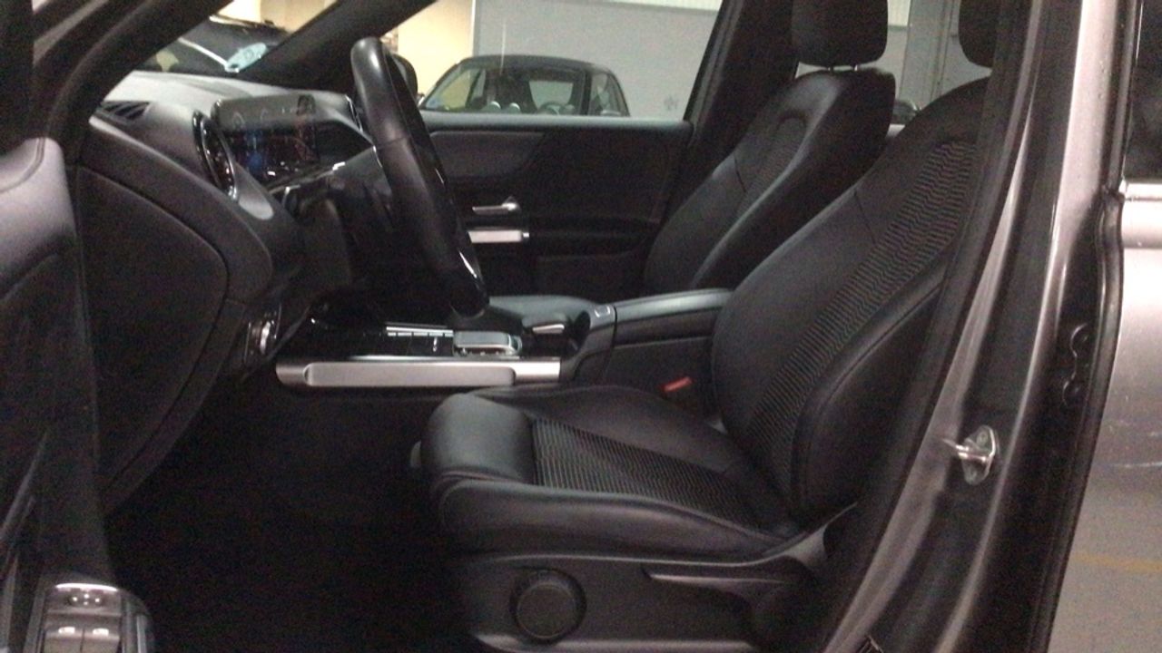 mercedes-glb-glb-180-imagen-6