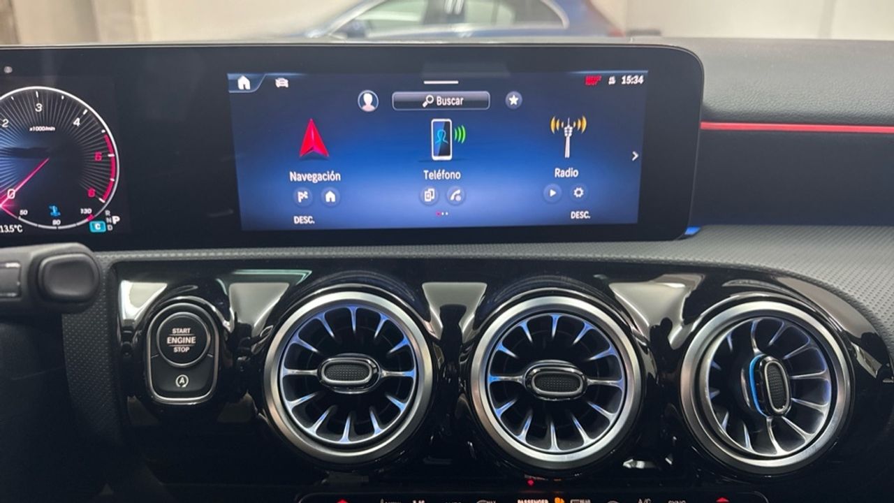 mercedes-clase-a-a-180-d-imagen-20