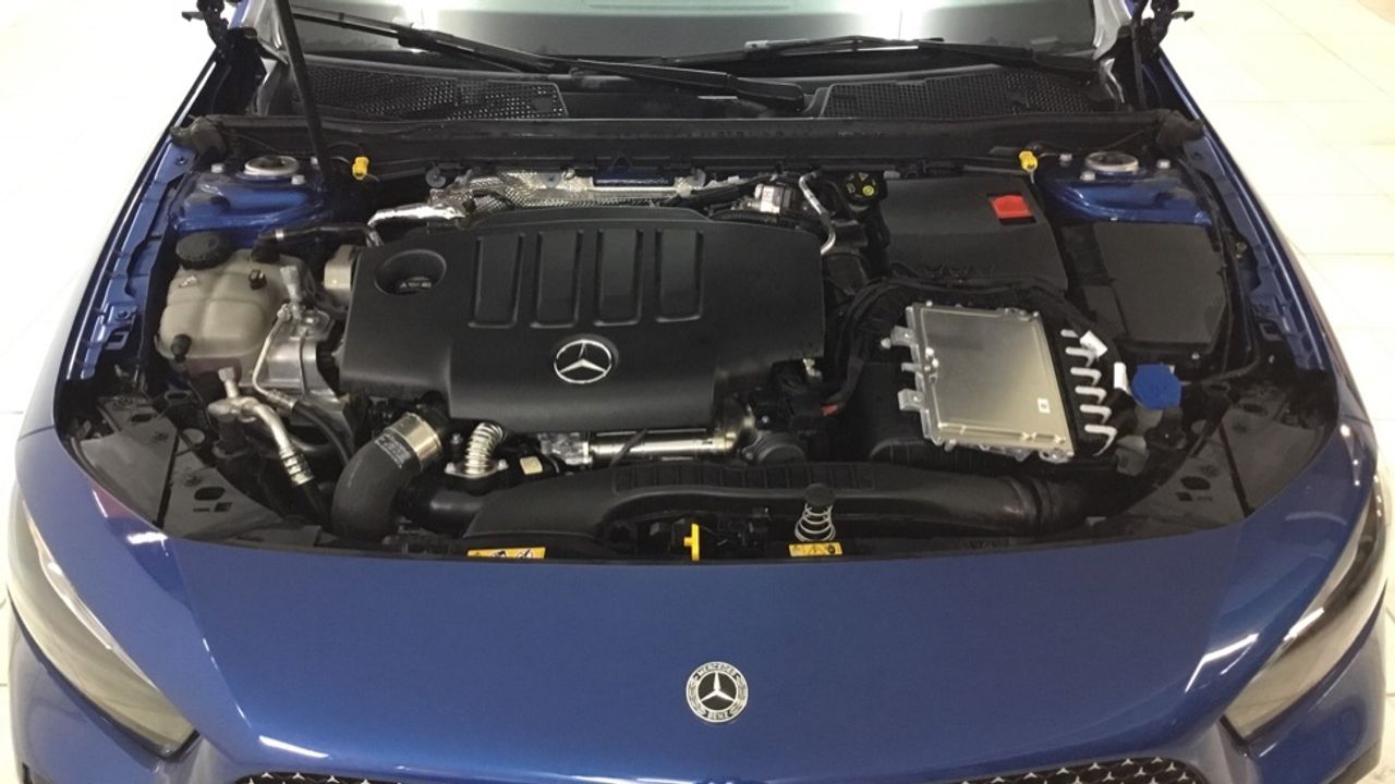 mercedes-clase-a-a-180-d-imagen-16