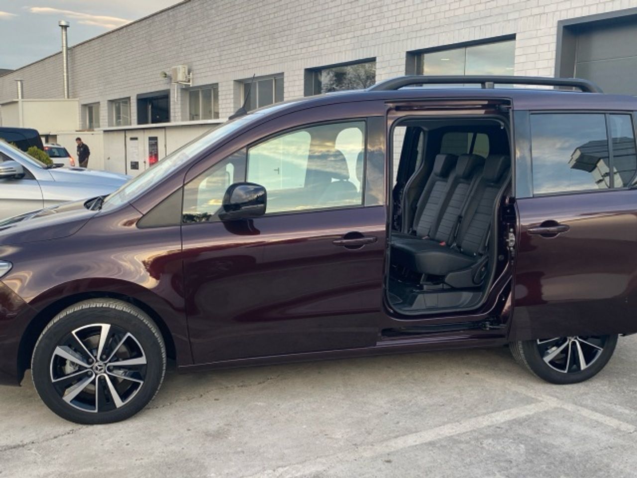 mercedes-eqt-200-kompakt-plus-imagen-17