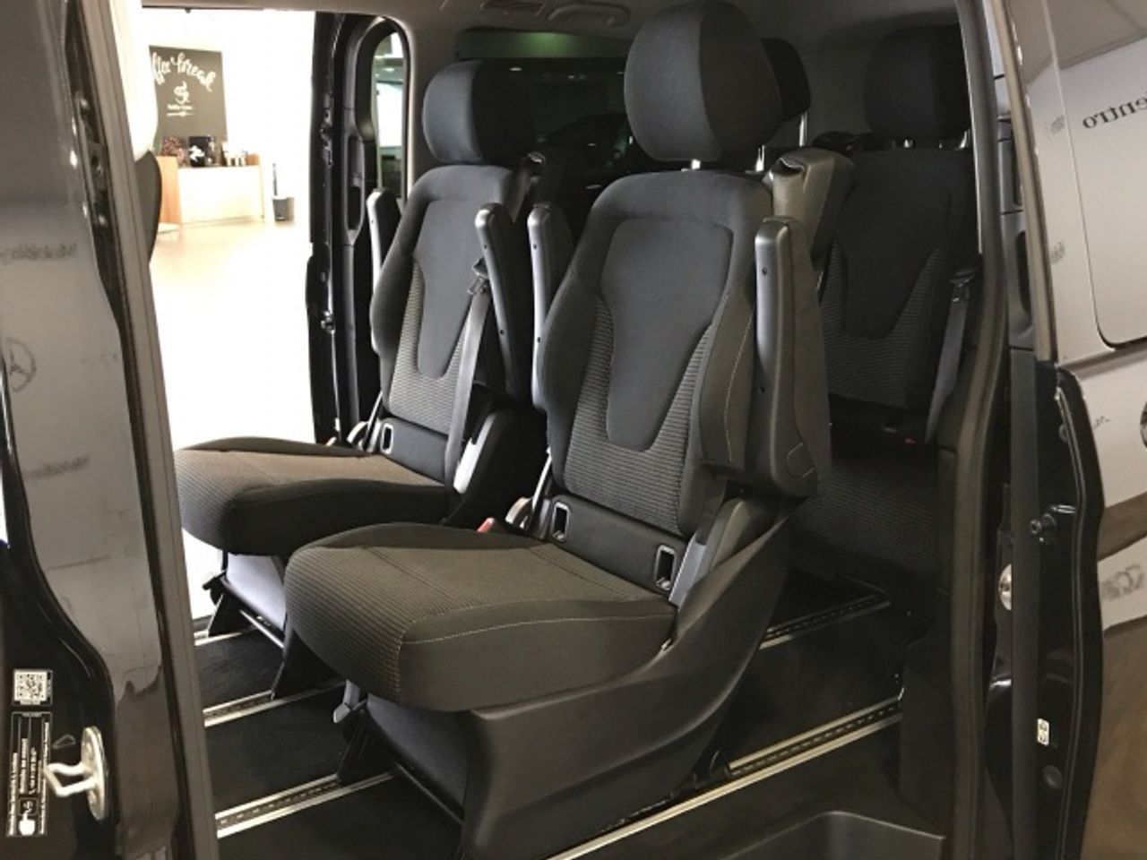 mercedes-clase-v-250d-largo-imagen-17