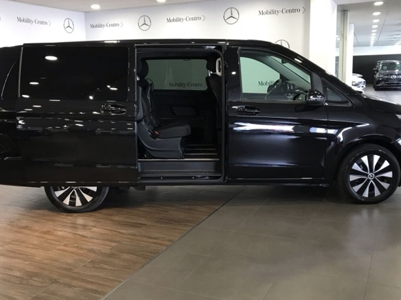 mercedes-clase-v-250d-largo-imagen-19