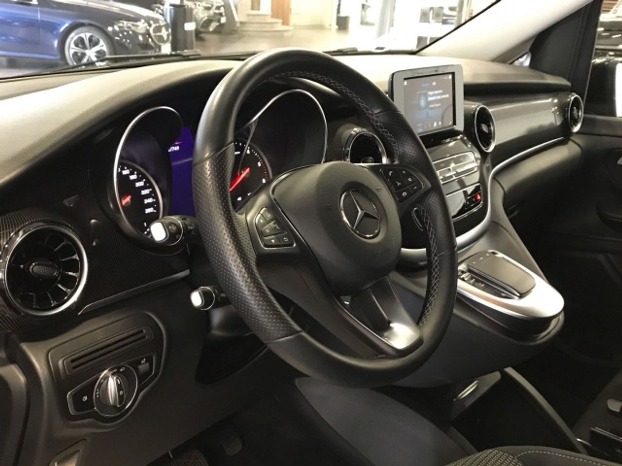 mercedes-clase-v-250d-largo-imagen-5