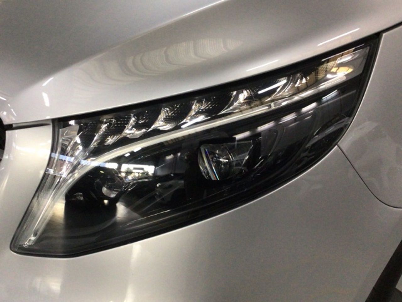 mercedes-clase-v-250d-largo-imagen-12