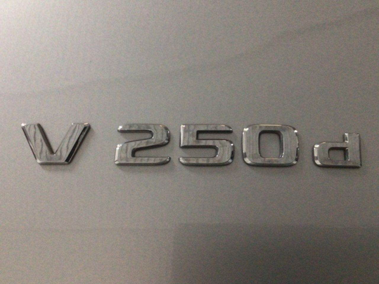 mercedes-clase-v-250d-largo-imagen-10