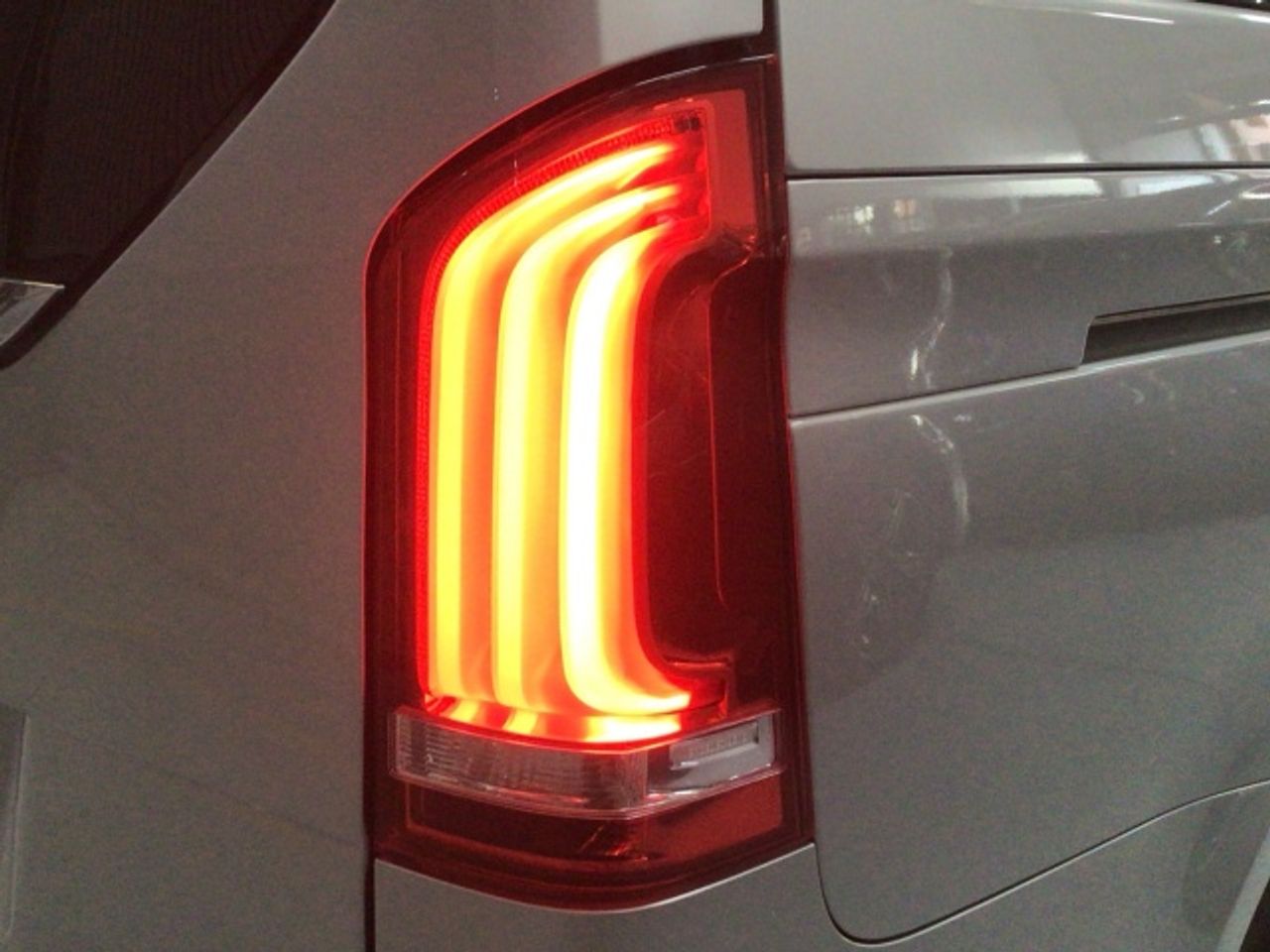 mercedes-clase-v-250d-largo-imagen-13