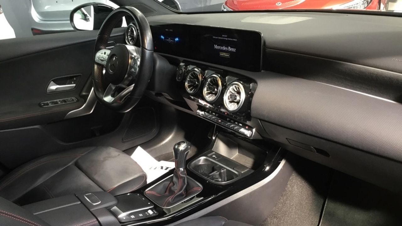 mercedes-clase-a-a-200-sedan-imagen-9