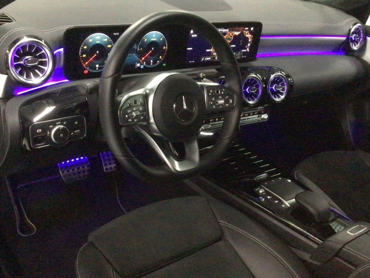 mercedes-clase-a-a-200-d-sedan-imagen-5