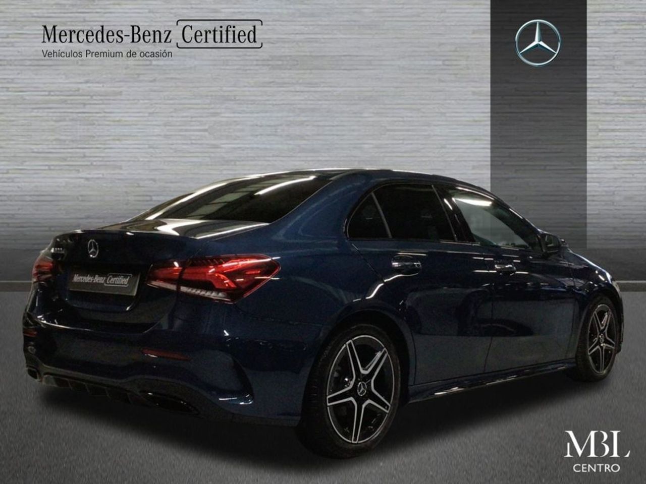 mercedes-clase-a-a-200-d-sedan-imagen-1