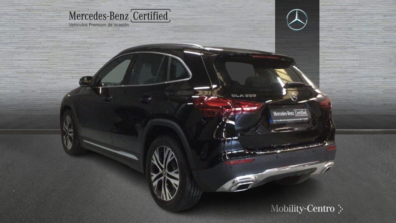 mercedes-gla-gla-250-e-con-tecnologia-hibrida-eq-imagen-3