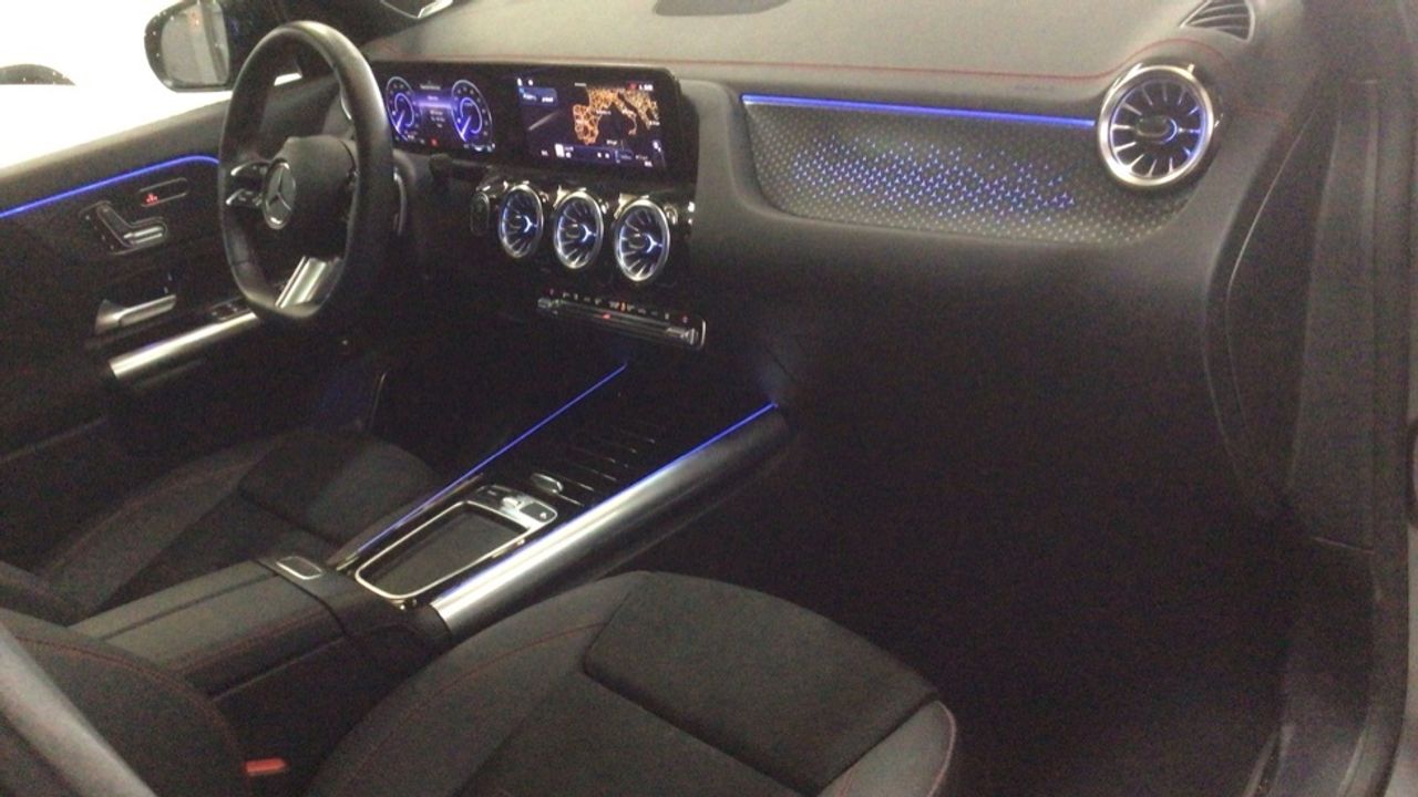 mercedes-eqa-eqa-250+-imagen-9