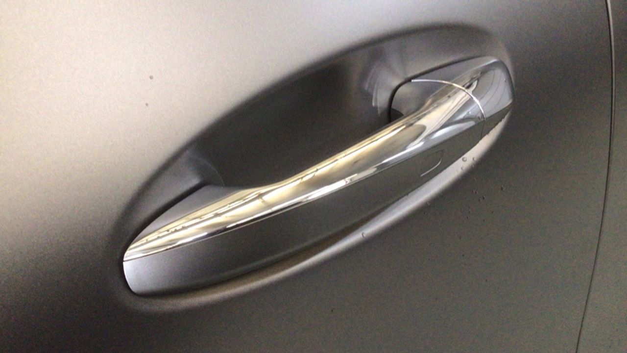 mercedes-eqa-eqa-250+-imagen-16