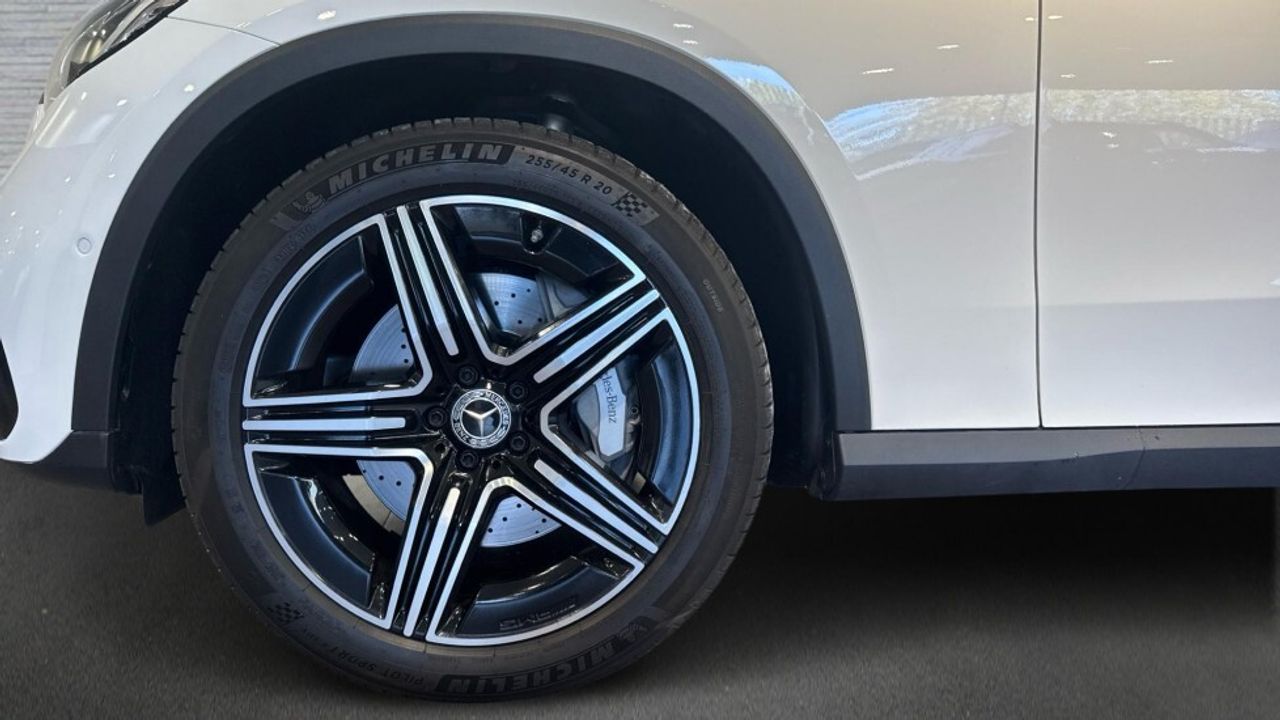 mercedes-glc-glc-220-d-4matic-imagen-4