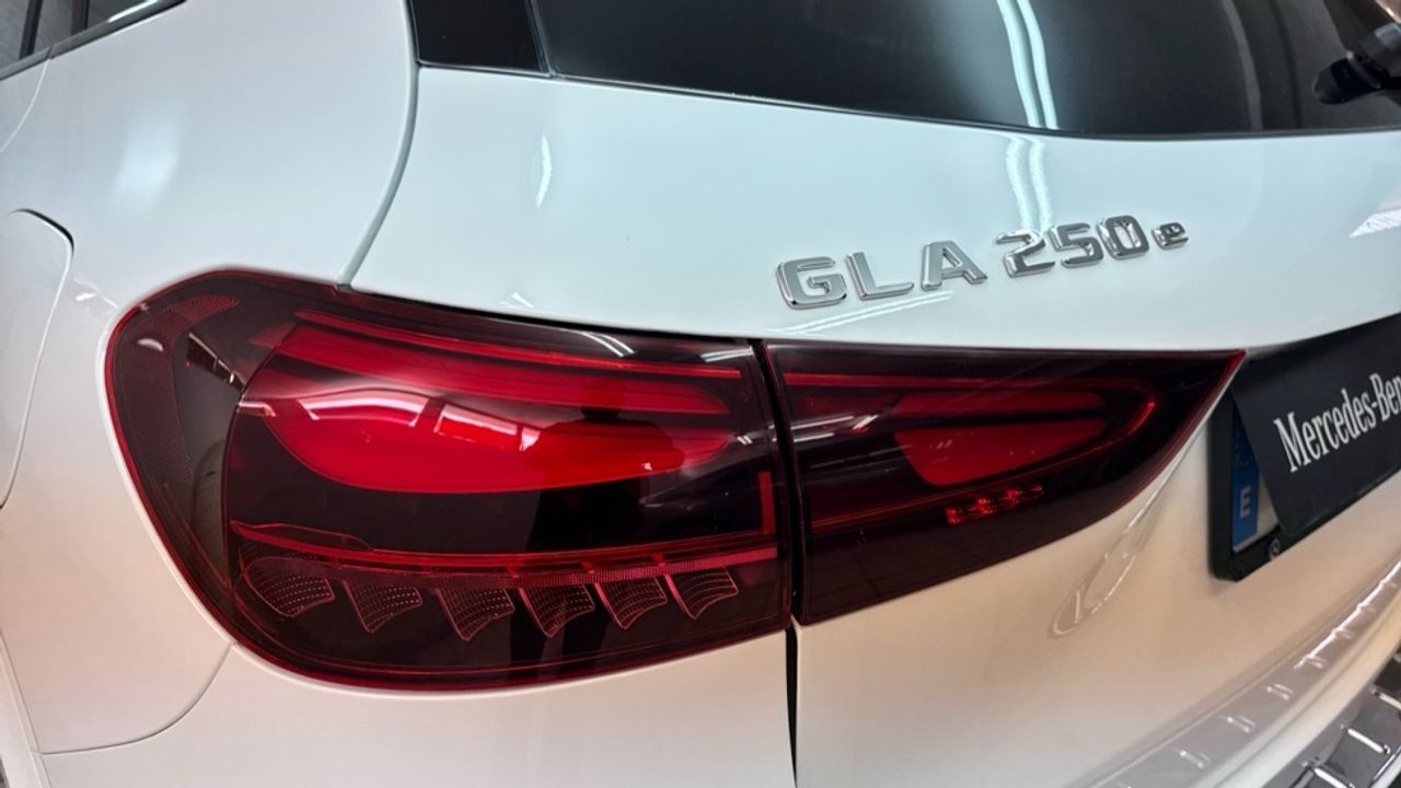 mercedes-gla-gla-250-e-con-tecnologia-hibrida-eq-imagen-23