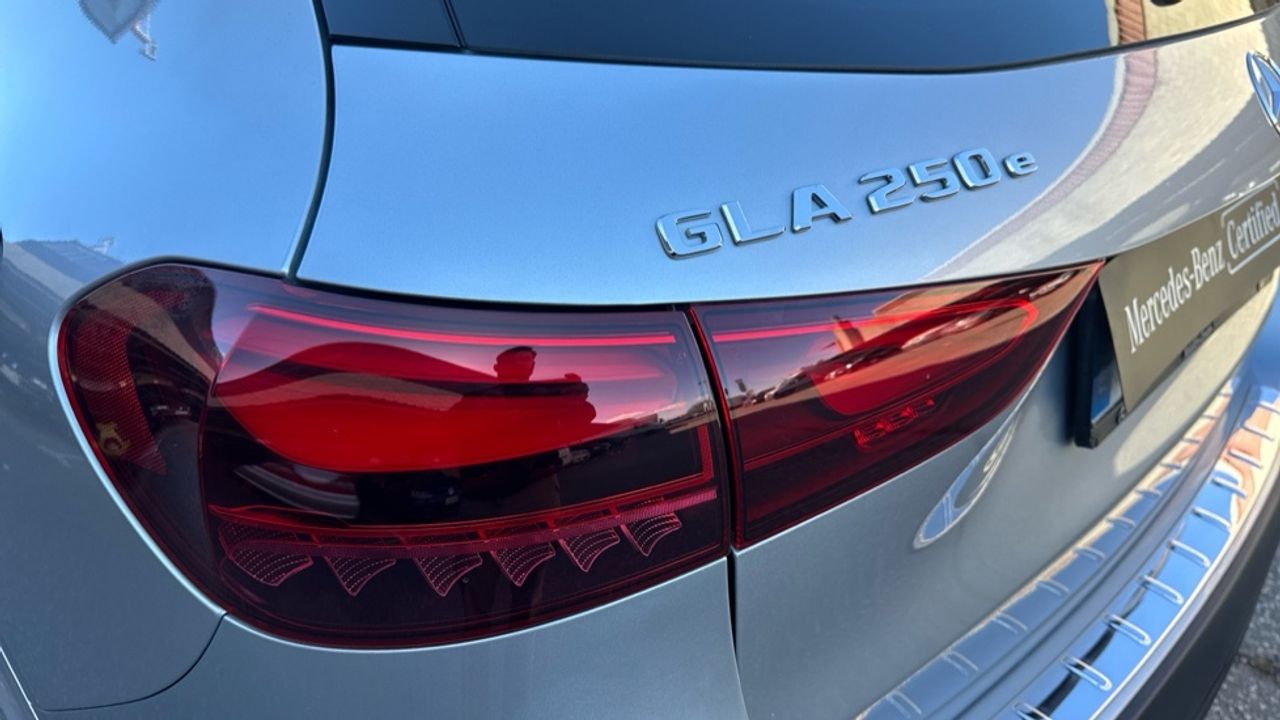 mercedes-gla-gla-250-e-con-tecnologia-hibrida-eq-imagen-23