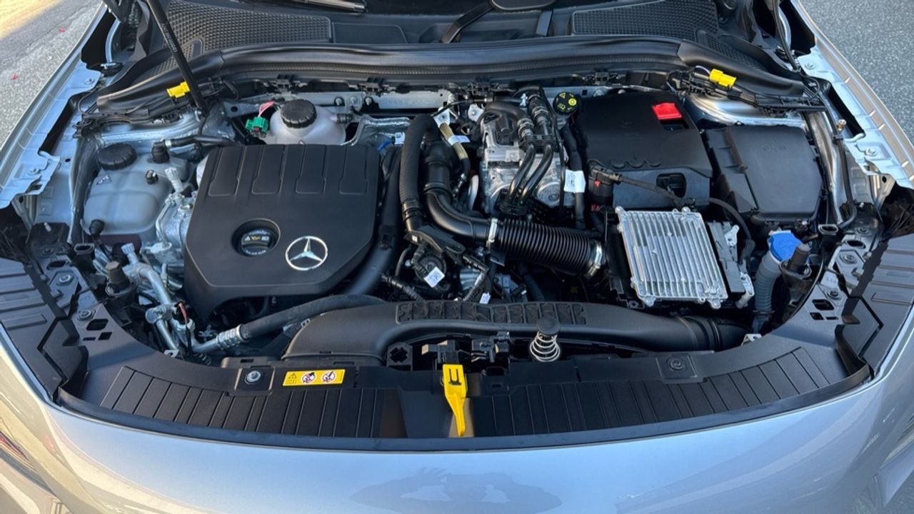 mercedes-gla-gla-250-e-con-tecnologia-hibrida-eq-imagen-16