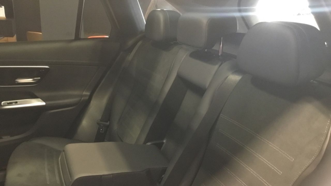 mercedes-glc-glc-300-e-4matic-imagen-10