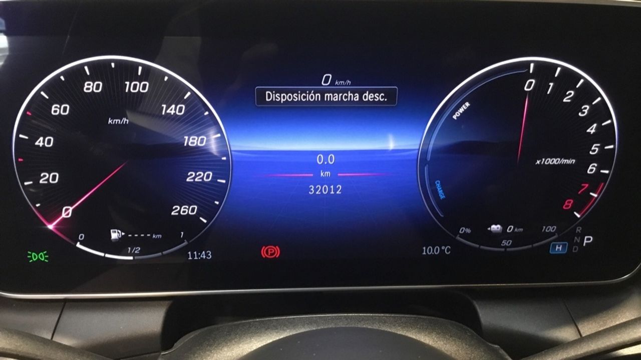 mercedes-glc-glc-300-e-4matic-imagen-15