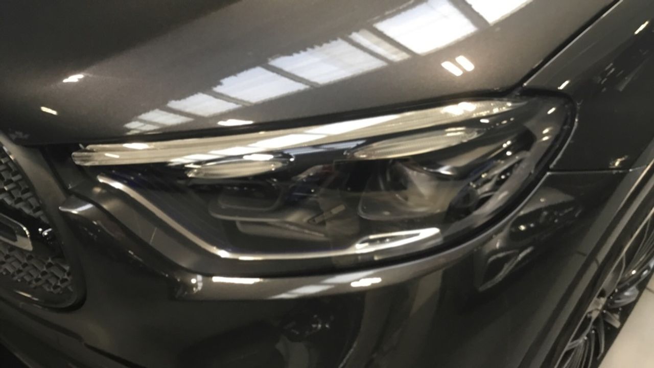 mercedes-glc-glc-300-e-4matic-imagen-12