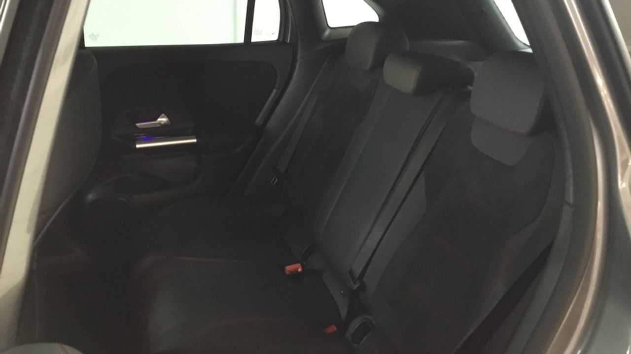 mercedes-gla-gla-250-e-con-tecnologia-hibrida-eq-imagen-10