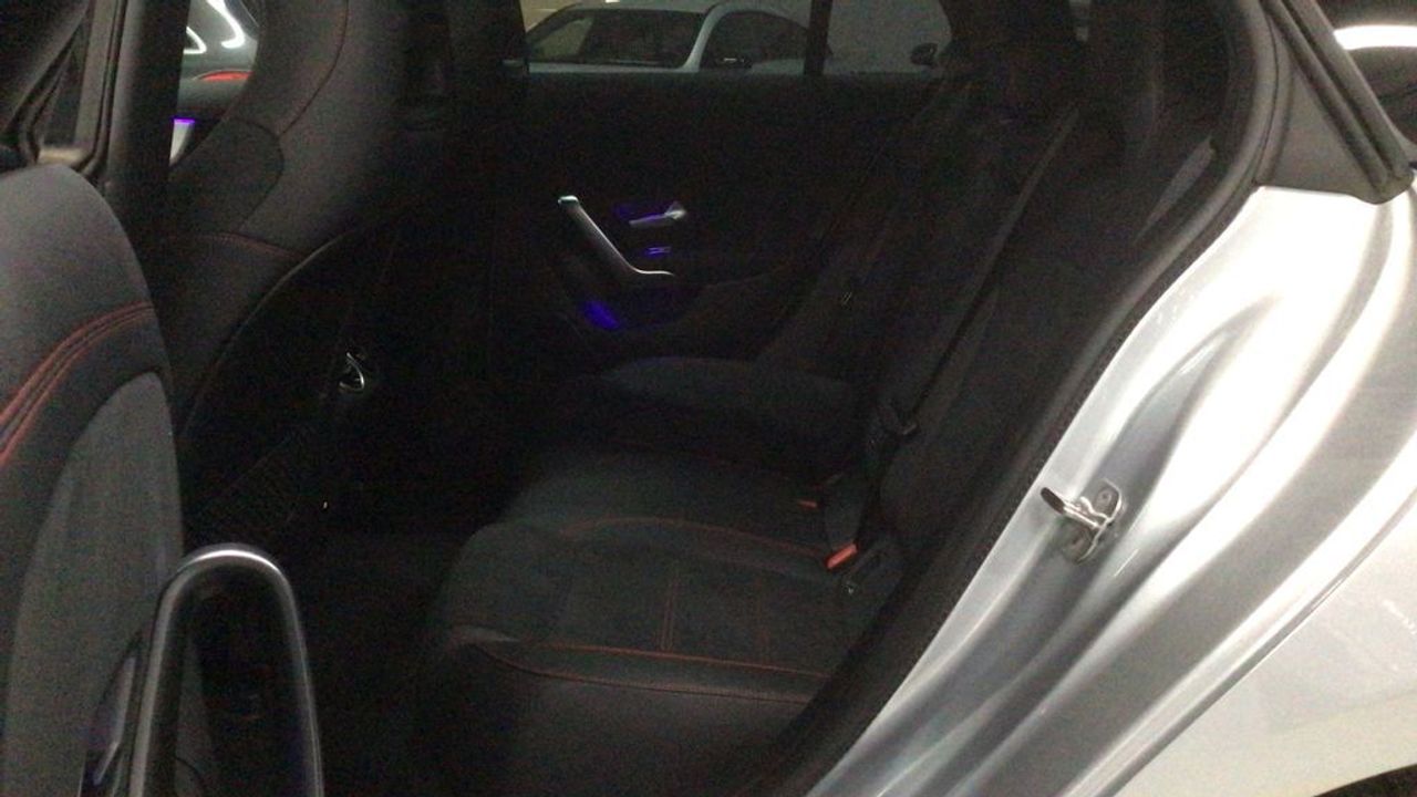 mercedes-cla-cla-200-shooting-brake-imagen-10