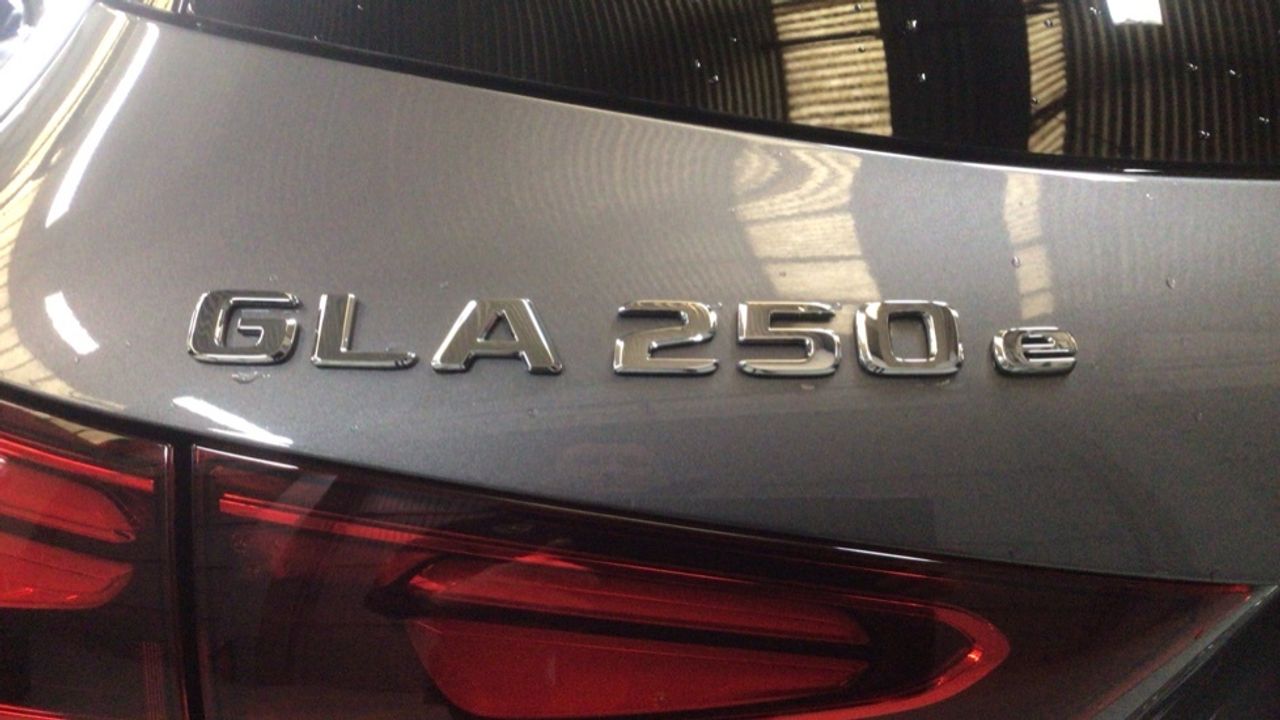 mercedes-gla-gla-250e-imagen-11