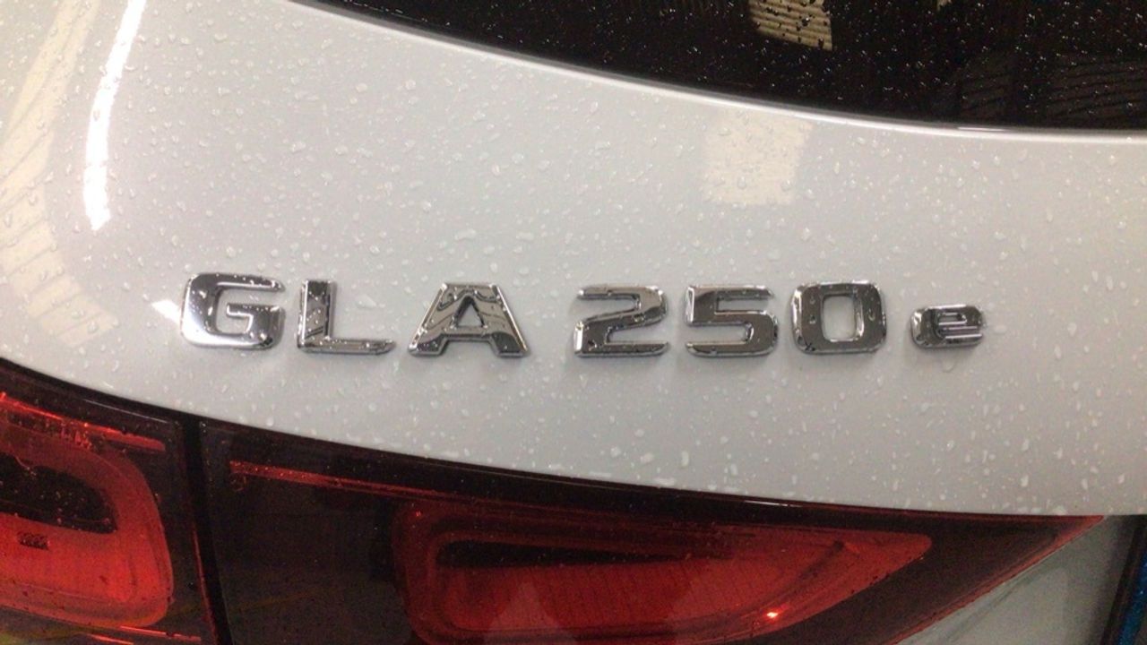 mercedes-gla-gla-250-e-imagen-11