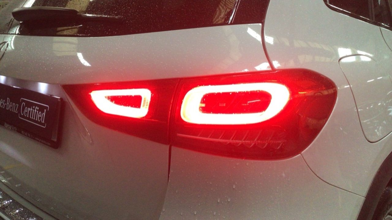 mercedes-gla-gla-250-e-imagen-14