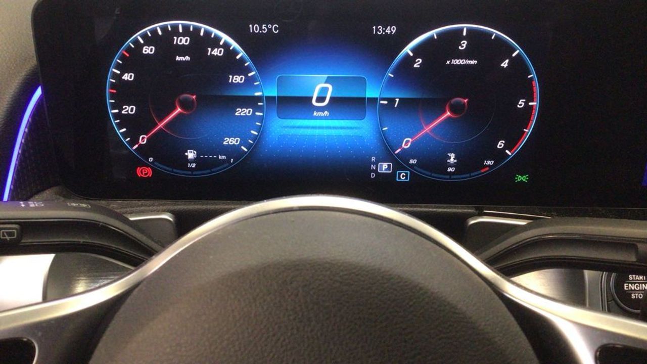 mercedes-glb-glb-200-d-imagen-17