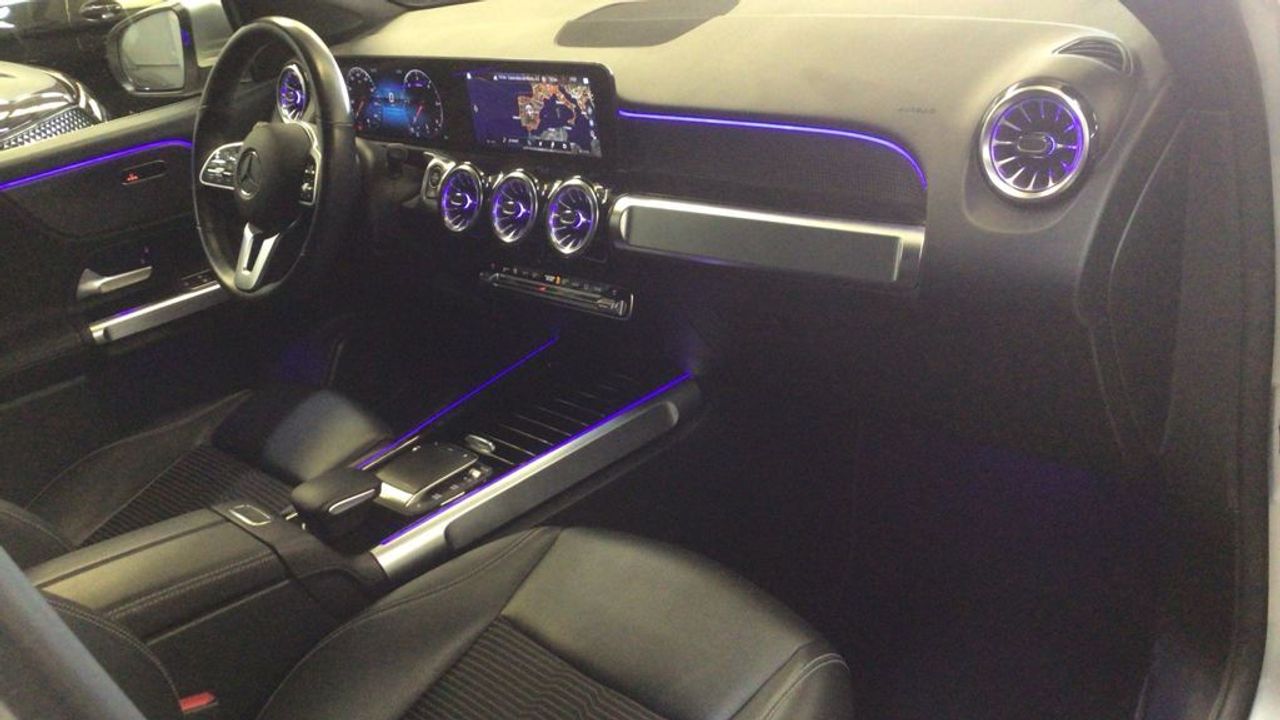 mercedes-glb-glb-200-d-imagen-9