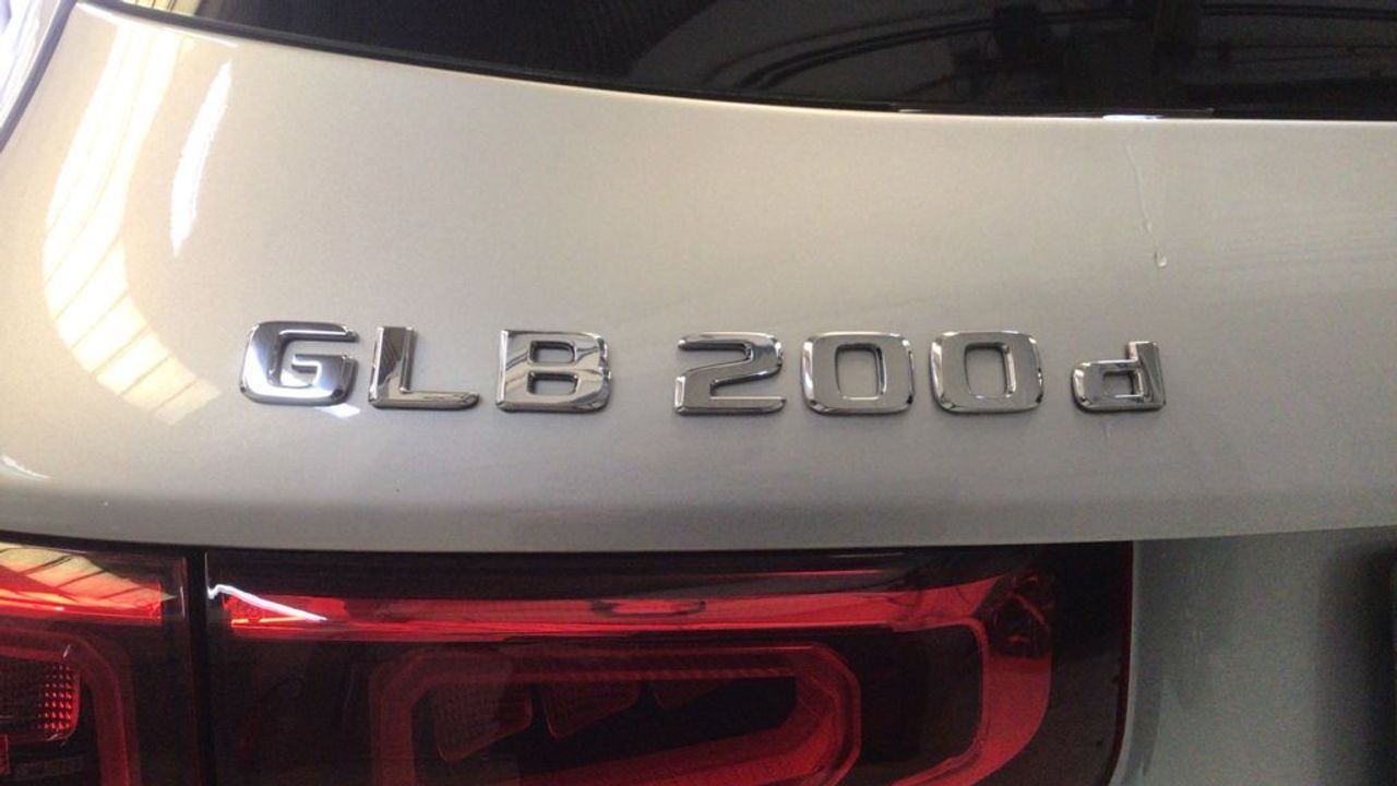 mercedes-glb-glb-200-d-imagen-11
