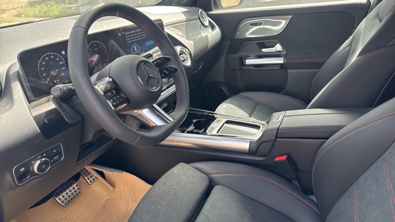 mercedes-benz-gla-200-d-amg-line-euro-6d-imagen-5