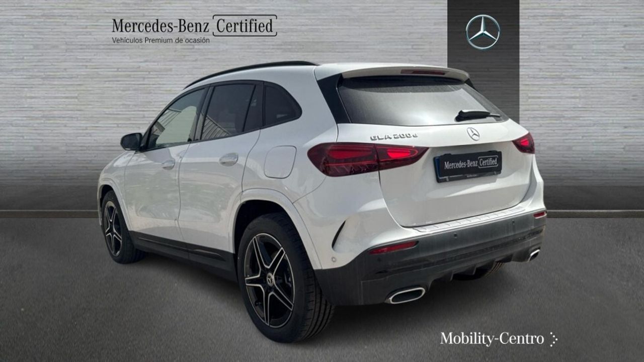 mercedes-benz-gla-200-d-amg-line-euro-6d-imagen-3