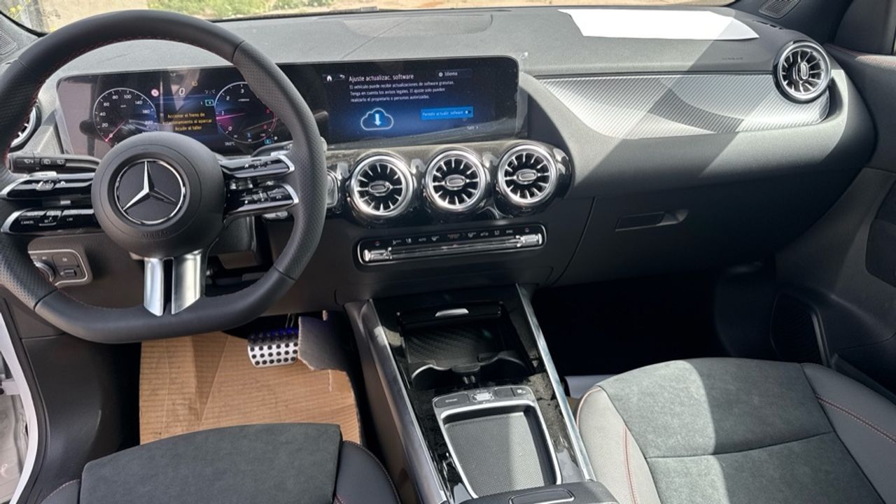 mercedes-benz-gla-200-d-amg-line-euro-6d-imagen-7