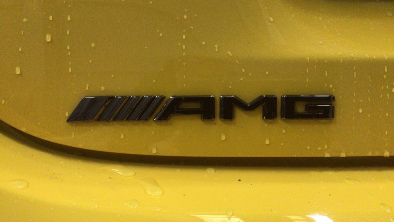 mercedes-clase-a-mercedes-amg-a-35-4matic-imagen-24