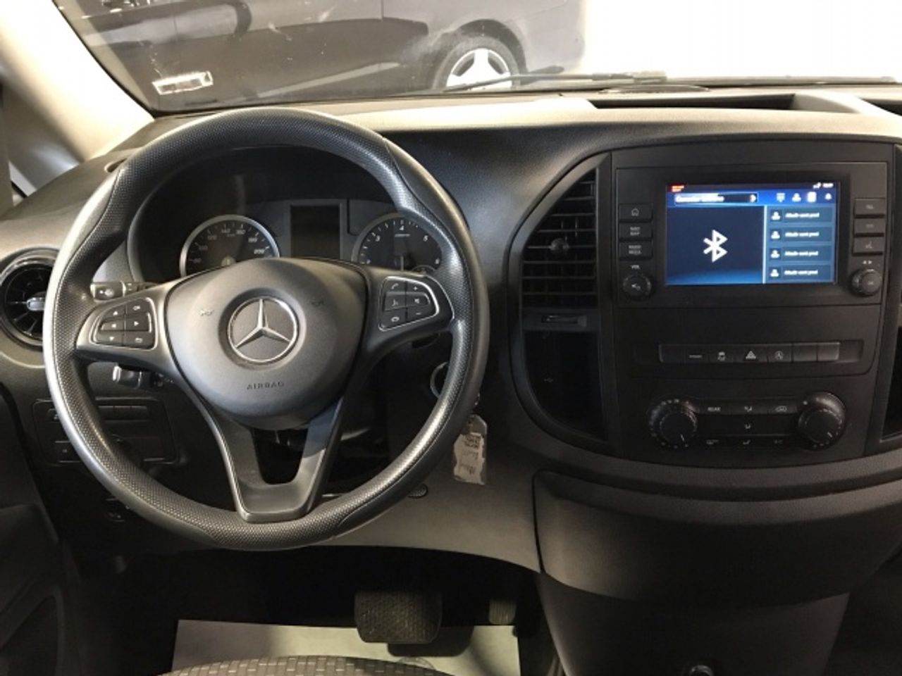 mercedes-vito-vito-116-cdi-tourer-pro-larga-imagen-9